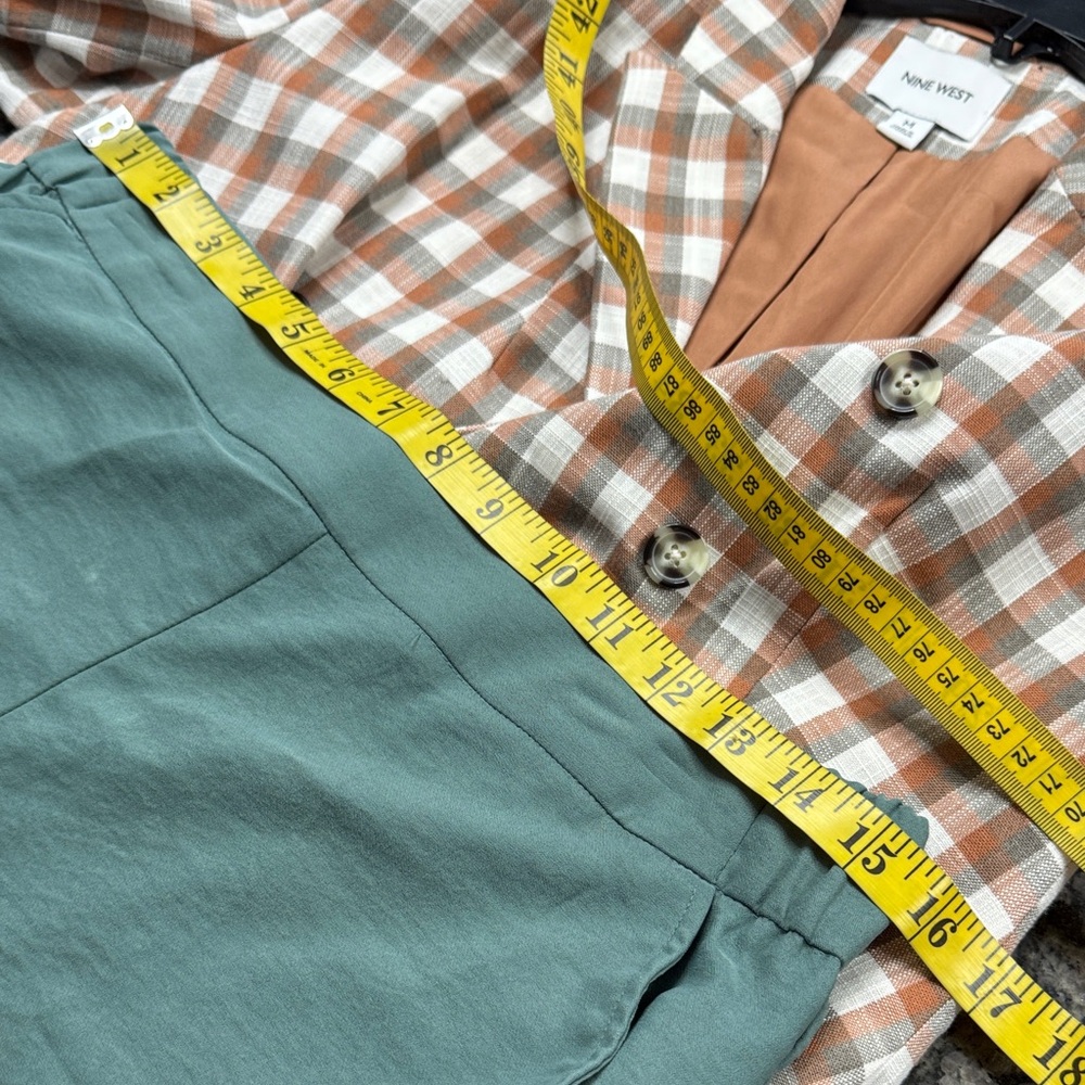 Nine West Plaid Blazer in Orange and Cream with Teal shorts set M - Picture 11 of 16